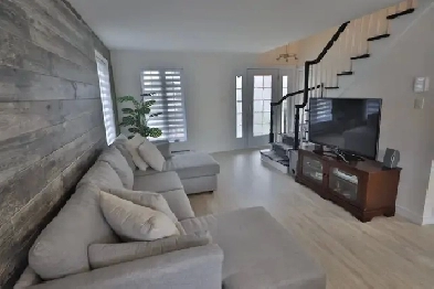 Grand duplex rénové 6 1/2  à louer à St-Hubert - tout inclus Image# 7