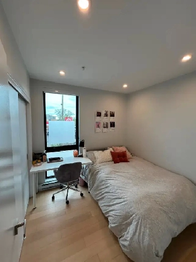 Chambre meublée condo mtl Image# 1