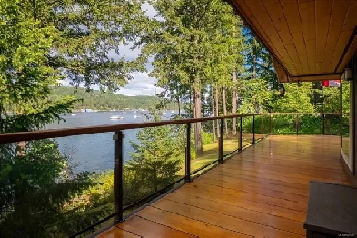 Extensively Renovated High Bank Waterfront Estate wPrivate Beach Image# 7