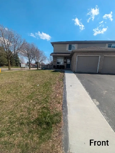 3 Bed 1.5 Bath House Behind Conestoga Mall Image# 1