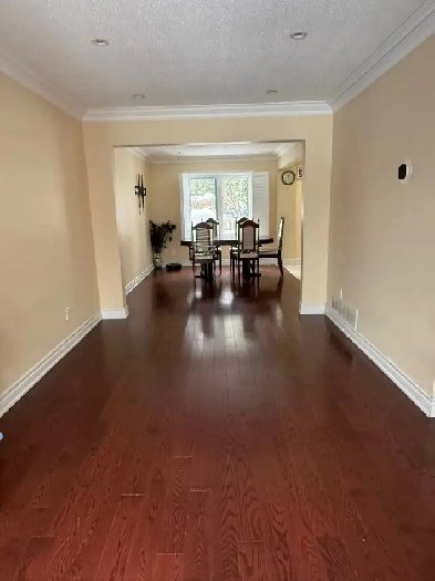 Scarborough home for rent - Upper level Image# 7