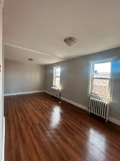 Bright 2-Bedroom Apartment – All-Inclusive Comfort! Image# 3