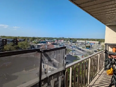 1 BR Apartment $1414 - 700sq ft 1106 St Mary's Rd Image# 2