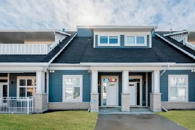 MASSIVE PRICE DROP! CHIC 3 BED 2 BATH SILVERADO SW TOWNHOUSE Image# 8