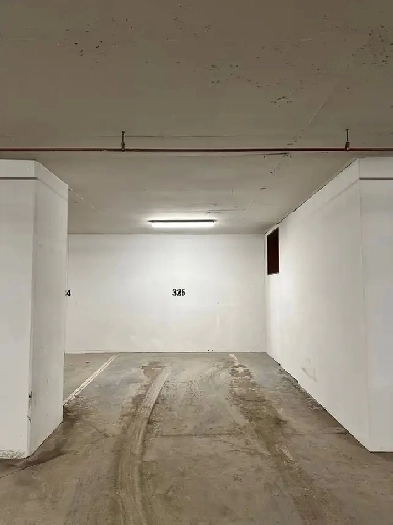 Underground heated parking in University District Image# 2