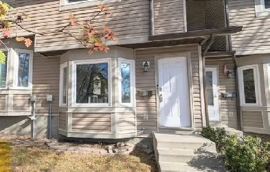 Townhouse for rent Image# 1