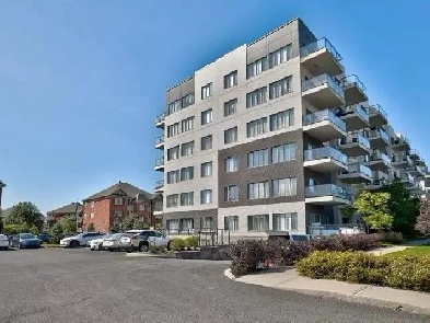 Condo for rent dix/30 Image# 5