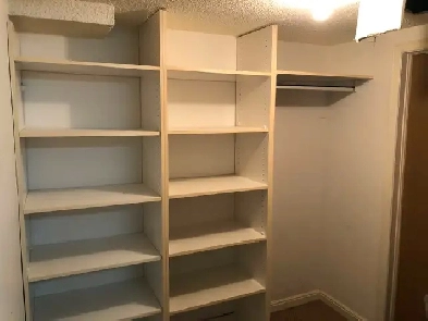 ROOM WITH LARGE DEN GREAT/SAFE AREA NORTH YORK BATHURST/STEELES Image# 5