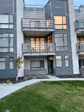 Fully furnished 4 bed townhome in Penticton, near SOEC. Image# 8