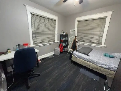 Private room - Mainstreet/Danforth Go station Image# 1