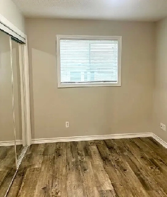 Wasaga Beach, Room for Rent Image# 1