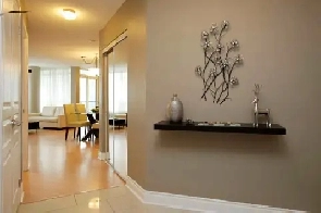 BREATHTAKING 2 BEDROOM 2 FULL BATHROOM, 2 PARKING OPTION Image# 7