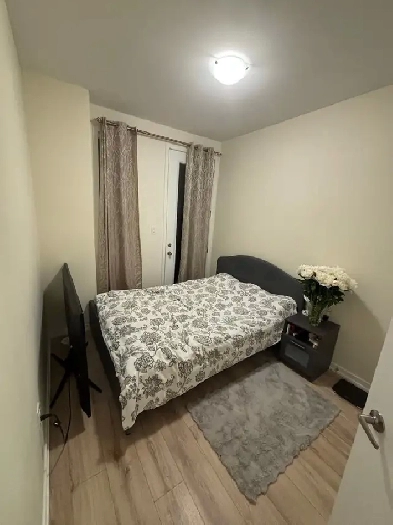 Private Furnished Room – Vaughan – $1199 Utilities In Image# 2