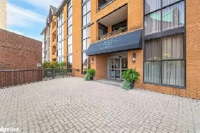 2 Beds, 2 Baths Apartment/Condo Unit, Under 700k Image# 2