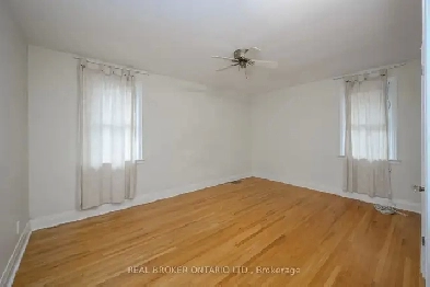 Master Bedroom for Rent in Burlington Image# 1