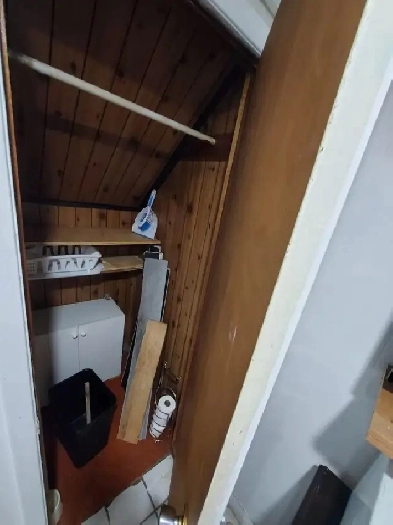 URGENT room Image# 1