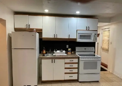 3 1/2 Fully Furnished, All Included, Heating, Electricity, Park Image# 1