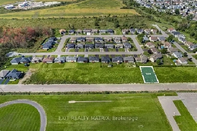 Bedard Real Estate Team - 650 West St, Hawkesbury Image# 1