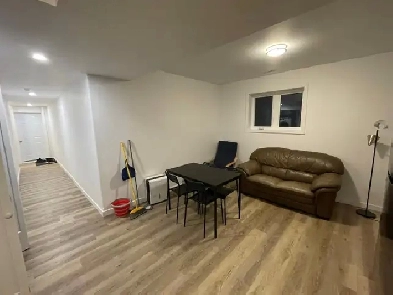 1 Bedroom Available in a 3 Bedroom Unit ($650/mo ALL INCLUSIVE) Image# 2