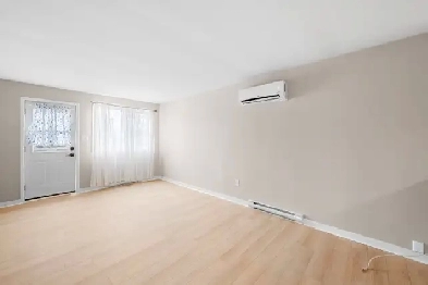 FRESHLY RENOVATED 2 BED APARTMENT - DARTMOUTH - JUNE 1 FOR RENT Image# 9