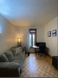 ROOM FOR RENT - SHORT TERM - BERRI UQAM Image# 4
