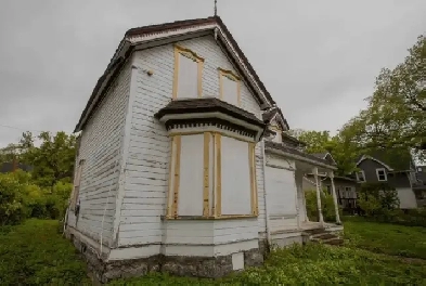 Cash House Buyer, Quick Hasstle Free Closing Image# 1