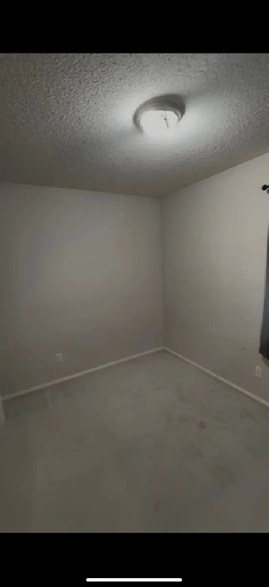 room for rent Image# 2