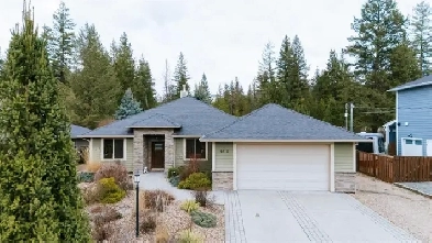 4811 Spruce Cresent (Barriere) Image# 3