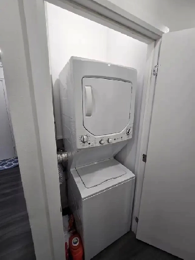 ✨Spacious 4 ½ in Prime Monkland Village – July 1 Move-In!✨ Image# 1