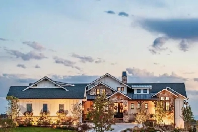 New  Luxury Custom Homes Image# 8