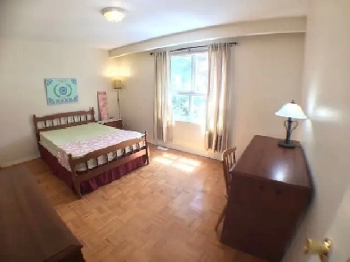 Upper Floor Large Bedroom @Don Mills/Sheppard Image# 1