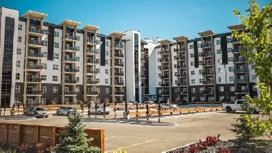 2 Bedroom, 2 Bathroom, 2 outdoor parking spaces Apartment Sublet Image# 7