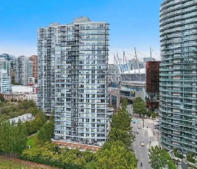 Modern and Bright One-bedroom -Yaletown Image# 9