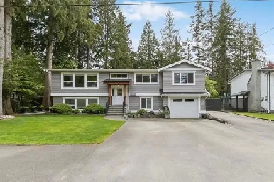 Stunning 4 Bdrm On A Quiet Street! Image# 1