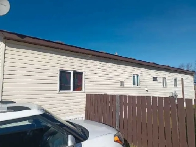 mobile home for rent in Whitecourt Image# 3