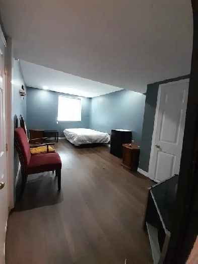 1 Private Bedroom Room Rental Couples   Shared Kitchen Bathroom Image# 2