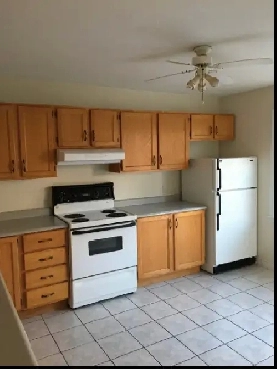 Browns court 3 bedroom townhouse Image# 3