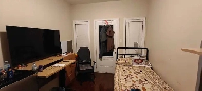 Room, PRIVATE WASHROOM, private balcony Image# 1