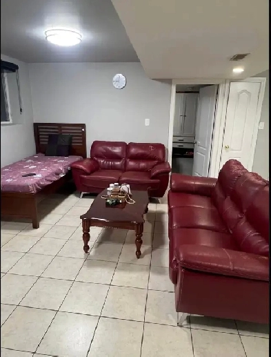 Private room for rent in Brampton Image# 1