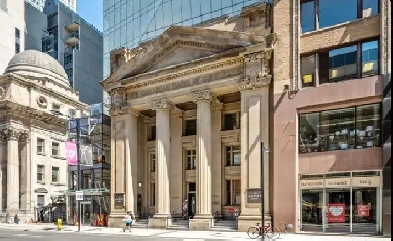 Yonge @ Queen Junior one bed studio for rent Image# 1