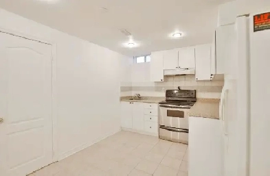 1 Bedroom Basement Apartment in Vaughan Image# 1
