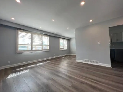 3 ️Bedroom | 1 Bathroom | 2 Parking | FOR RENT⬆️ | Toronto Image# 10