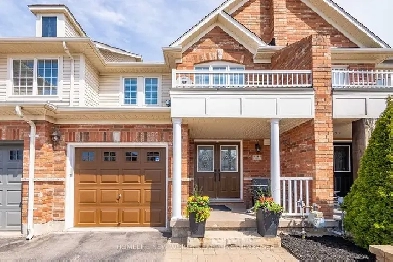 One of the nicest homes in North Burlington Image# 3