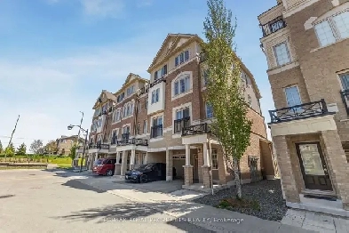 ⚡BRIGHT AND SPACIOUS 4 BEDROOM END UNIT TOWNHOME IN OSHAWA! Image# 6