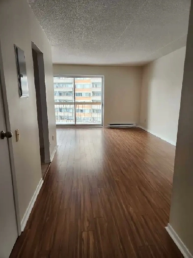 4 1/2 à louer Image# 1