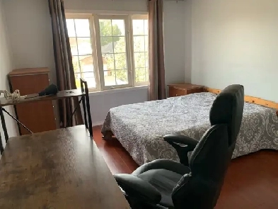 Private room for rent near Durham College Image# 1