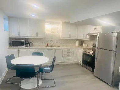 2 bedroom basement available Image# 3