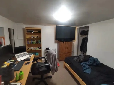 room for rent Image# 1