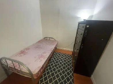 Room for rent . Amazing location . Private room Image# 1