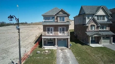 Gorgeous 3 Bedroom Detached Home At Treetop Area In  Alliston Image# 8